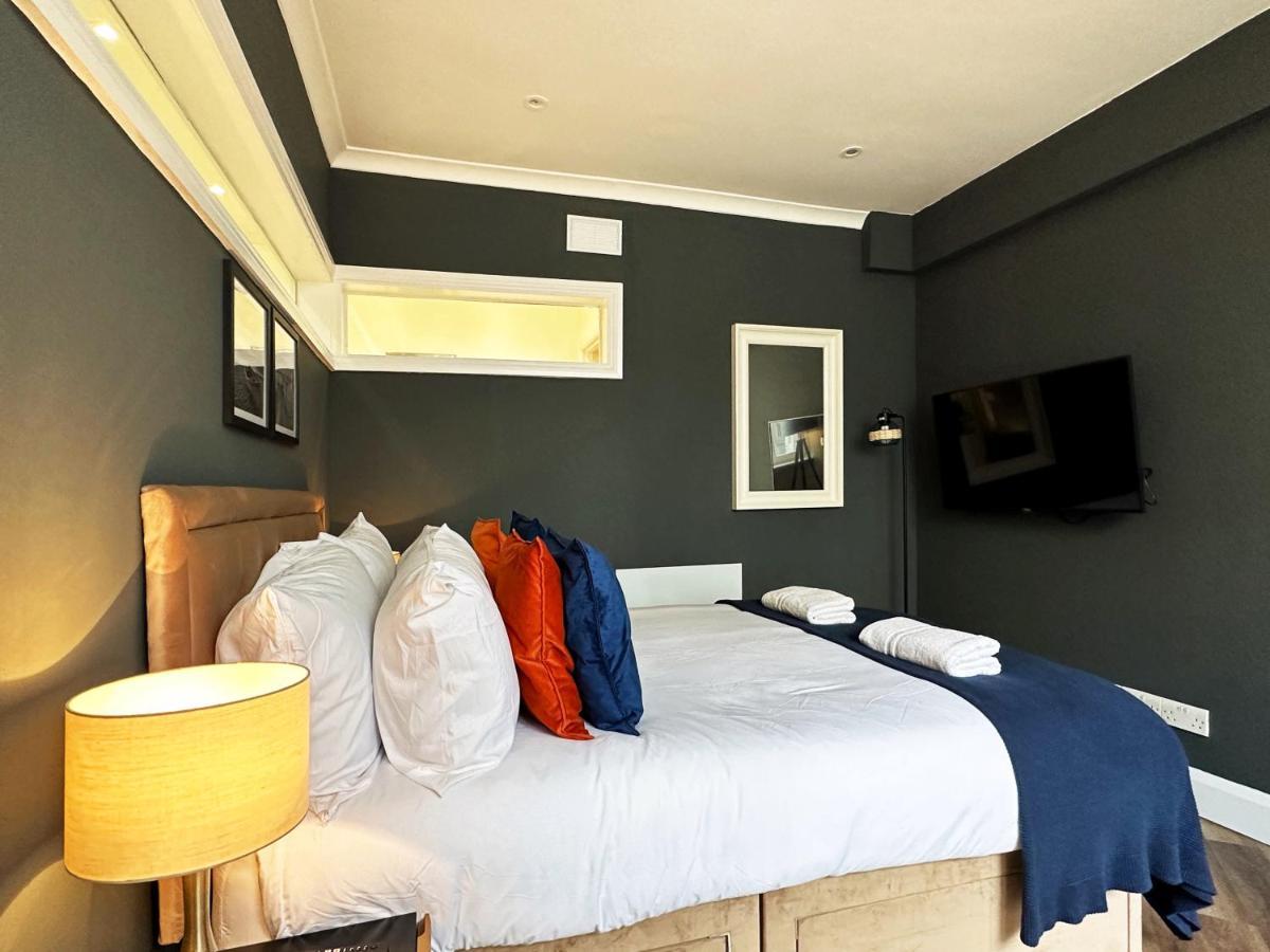 Liam Place Near Hyde Park - 1 Double Bed, 1 Sofa Bed, Spacious Apartment, Private Entrance London Ngoại thất bức ảnh