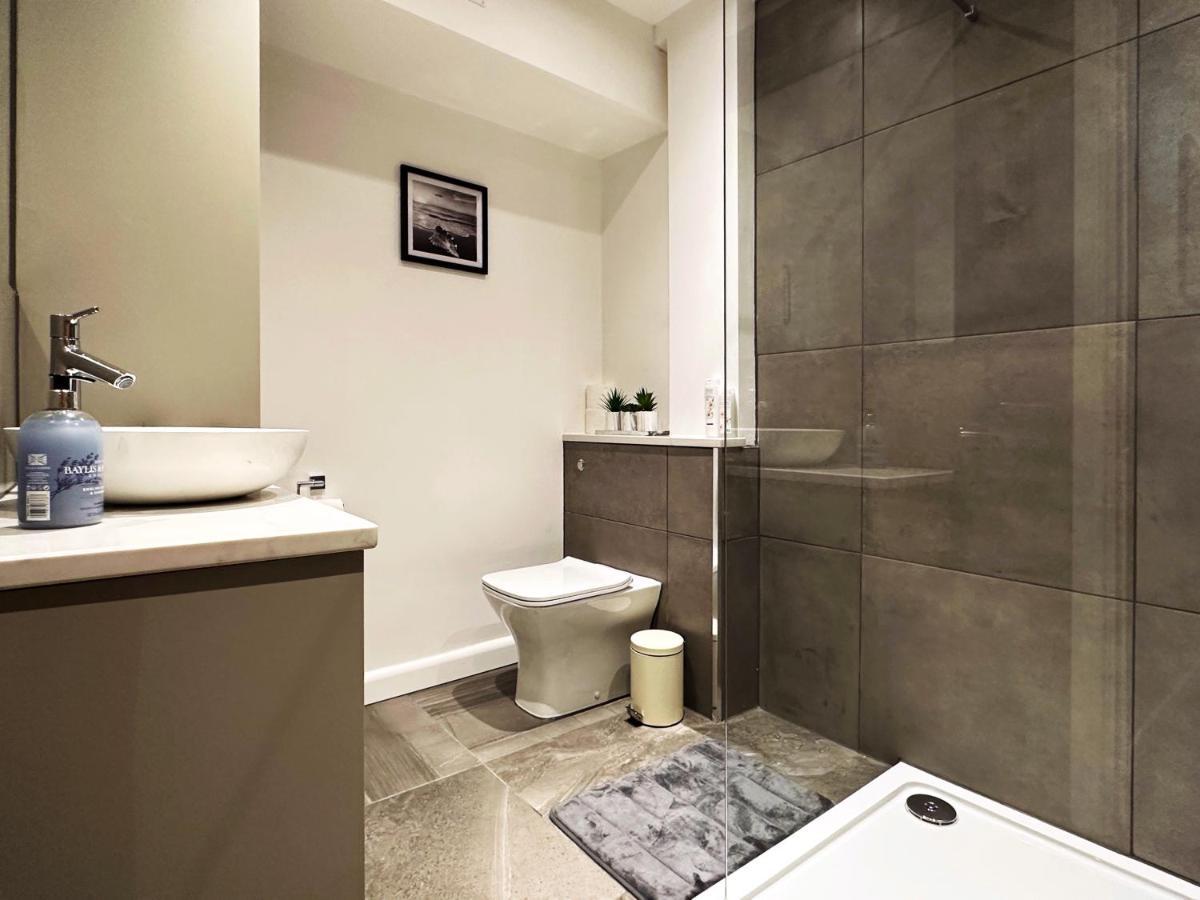 Liam Place Near Hyde Park - 1 Double Bed, 1 Sofa Bed, Spacious Apartment, Private Entrance London Ngoại thất bức ảnh