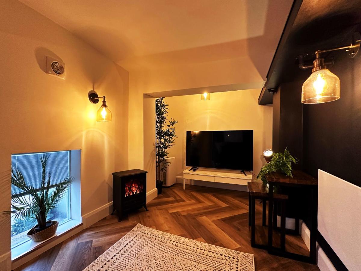 Liam Place Near Hyde Park - 1 Double Bed, 1 Sofa Bed, Spacious Apartment, Private Entrance London Ngoại thất bức ảnh