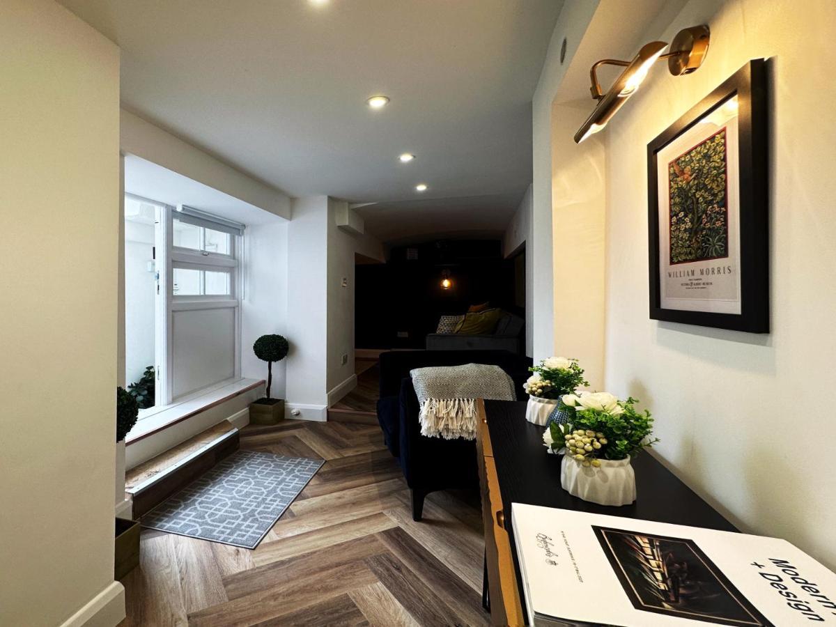Liam Place Near Hyde Park - 1 Double Bed, 1 Sofa Bed, Spacious Apartment, Private Entrance London Ngoại thất bức ảnh